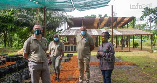 Journée mondiale de l’environnement&nbsp;: Lee White marque le coup à l’arboretum Raponda Walker