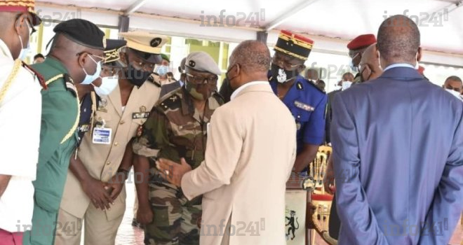 Préparatifs du 17-Août&nbsp;: Ali Bongo aperçu avec des commandants de l’armée gabonaise