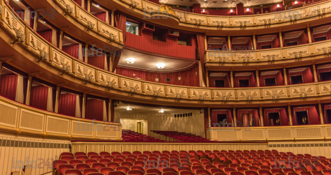 Plácido Domingo parcourt les scènes et prépare son retour avec Operalia