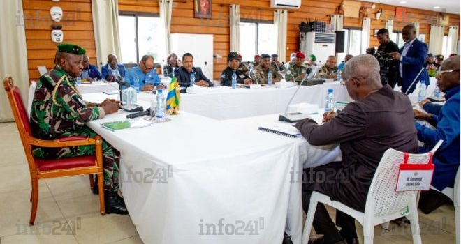 Future constitution gabonaise&nbsp;: le général Oligui Nguema en séminaire avec son gouvernement
