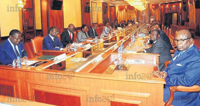 Un conseil des ministres prévu sans Ali Bongo, annulé à la dernière minute&nbsp;!